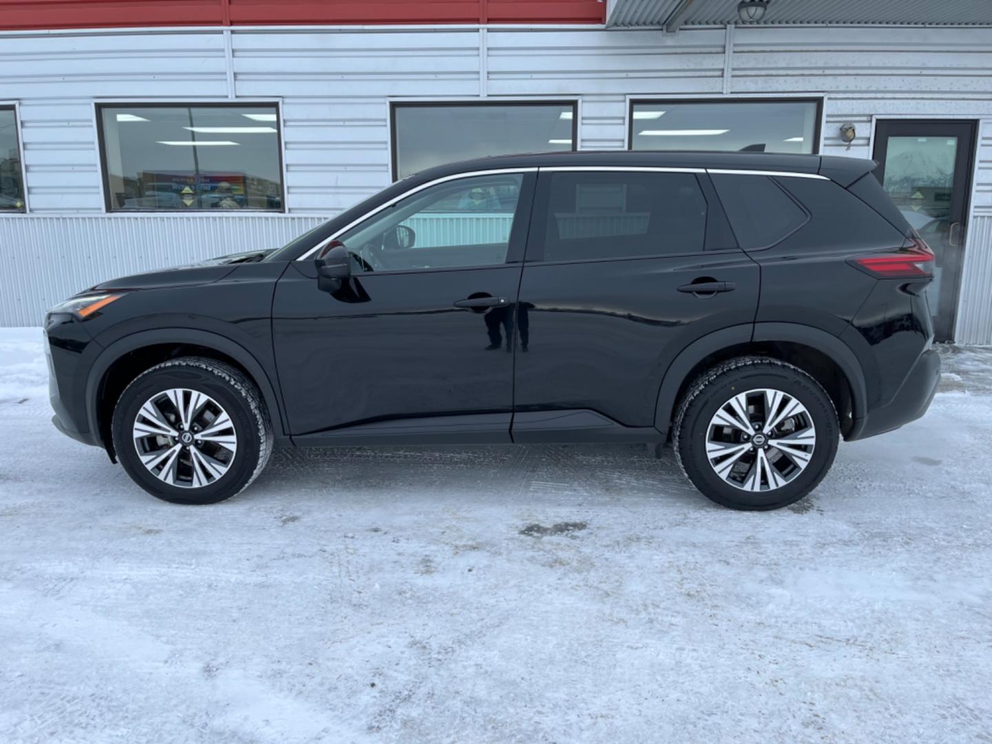 2021 BLACK /Black NISSAN ROGUE SV (5N1AT3BBXMC) with an 2.5L engine, Continuously Variable transmission, located at 1960 Industrial Drive, Wasilla, 99654, (907) 274-2277, 61.573475, -149.400146 - Photo#0